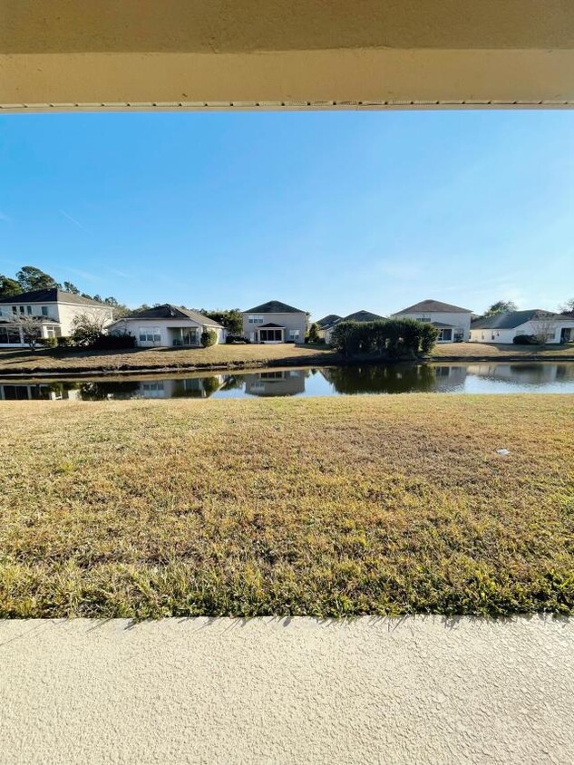 Building Photo - 4 bedroom in Jacksonville FL 32216