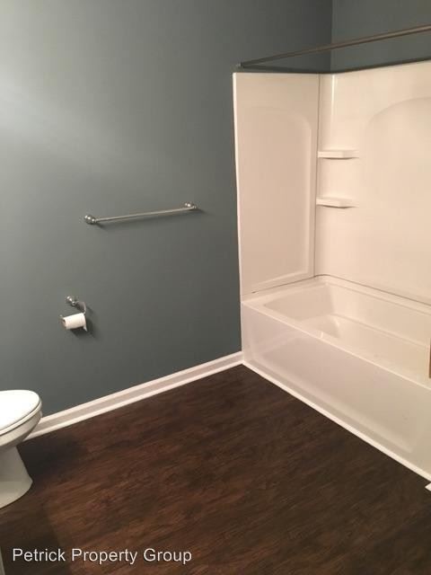 Building Photo - 330 13th St