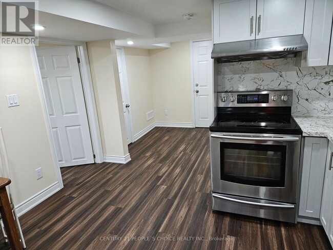 Building Photo - 46 Appleby Dr