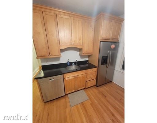 Primary Photo - 2 br, 1 bath Condo - 27 King St 3 Unit 3