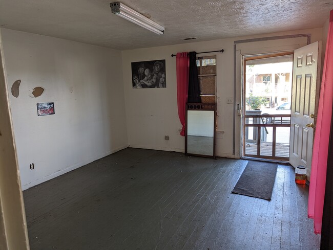 Foto del edificio - 3119 7th Ave
