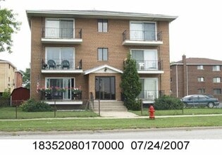 Building Photo - 8241 W 79th St