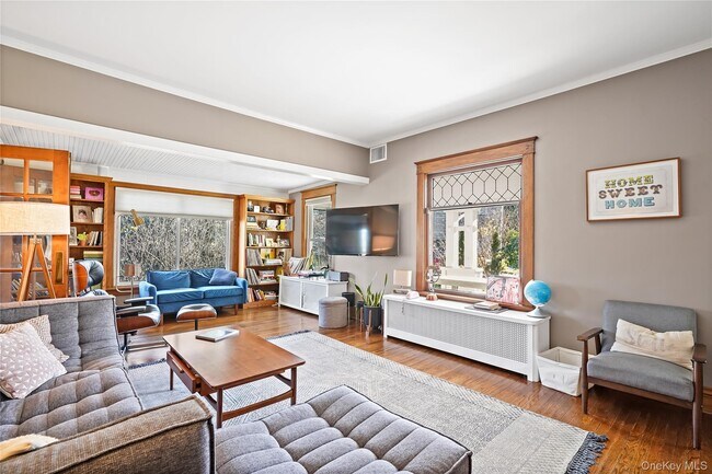 Building Photo - 51 Edgemont Rd