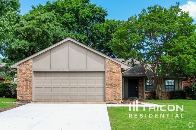 Building Photo - 604 Heritage Hill Dr