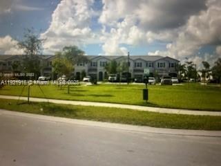 Foto del edificio - 2631 SE 11th St