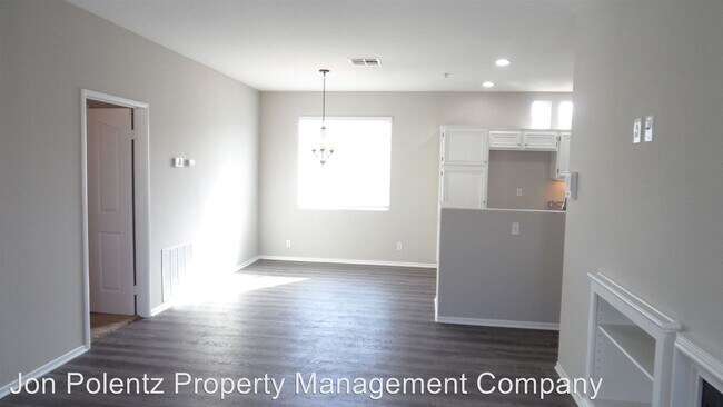 Building Photo - 2 br, 2 bath Apartment - 2435 Ternberry Ct.