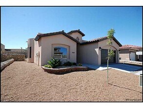 Building Photo - 3128 Coyote Park Dr