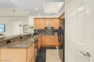 Building Photo - 2728 Tiburon Blvd E