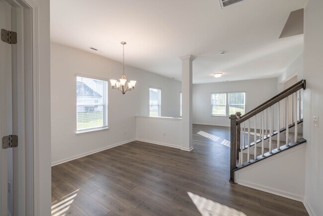 Building Photo - NEW 4 Bedroom Home - Stonebridge Fairways ...