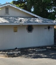 Building Photo - 525 Arleen St