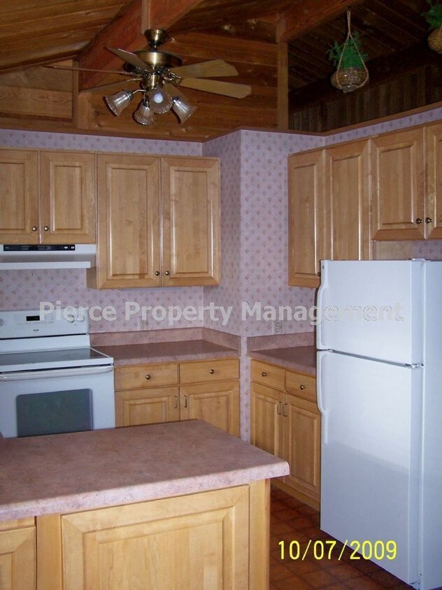 Building Photo - 3029 Geronimo Rd