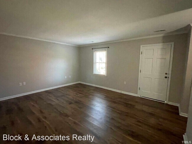 Building Photo - 3 br, 2.5 bath House - 5551 Hamstead Cross...