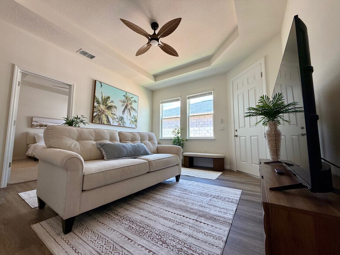 Foto principal - 3214 Arch Ave