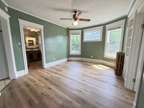 Building Photo - 1128 Hammond Ave