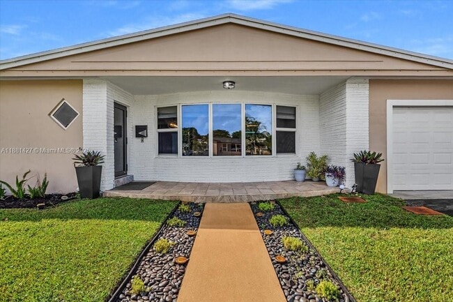 Foto del edificio - 5250 SW 4th Ct
