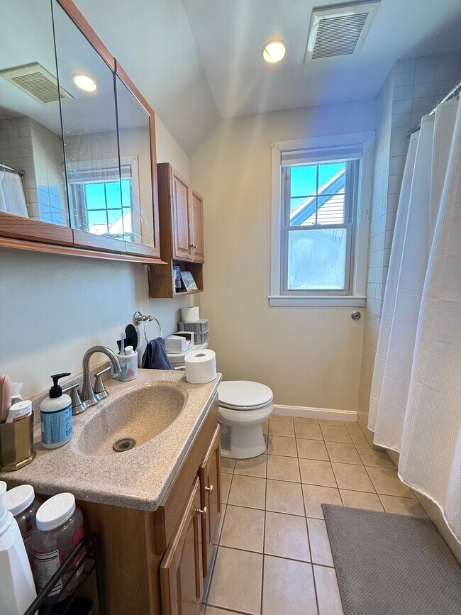 Foto del edificio - 5 Mapleton St