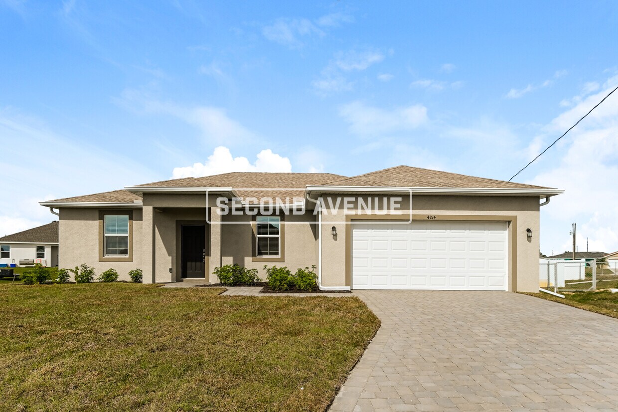 Foto principal - 4154 NE 9th Ave