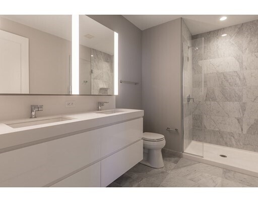 Building Photo - 135 Seaport Blvd
