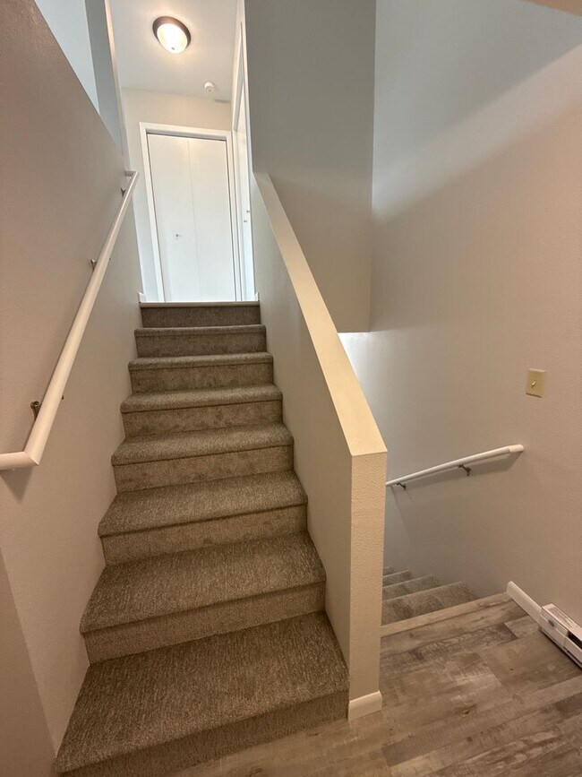 Foto del edificio - 2 bedroom Town House