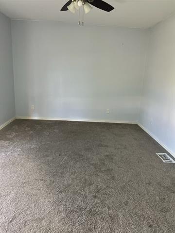 Building Photo - 4131 Shoreline Dr