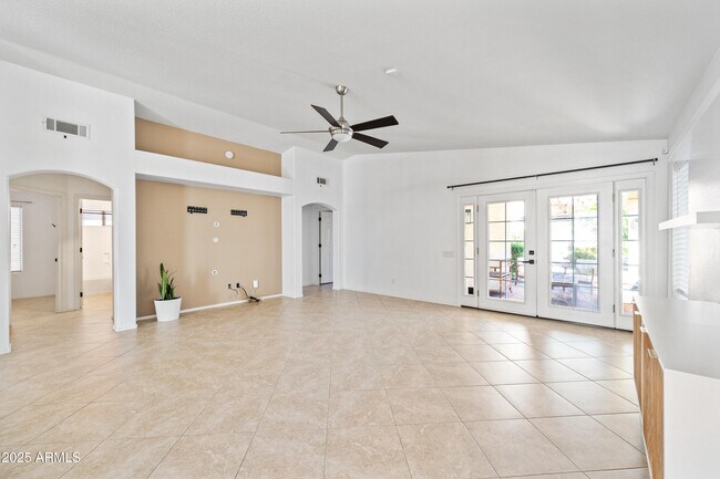 Foto del edificio - 2508 E Paraiso Dr