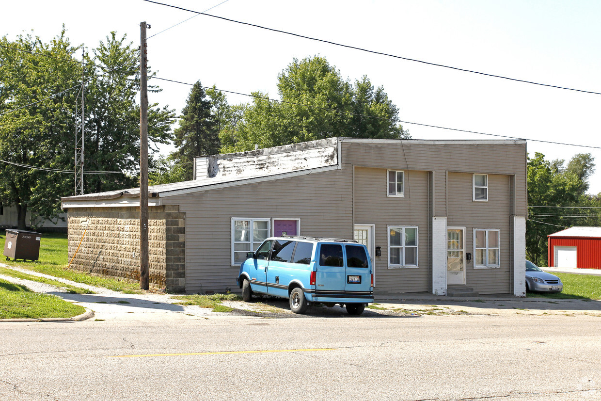 Building Photo - 500 E Central St