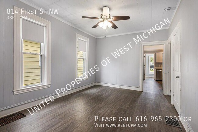 Building Photo - 814 First St NW-