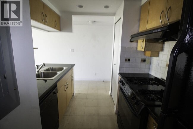 Building Photo - 198 Aquarius Mews