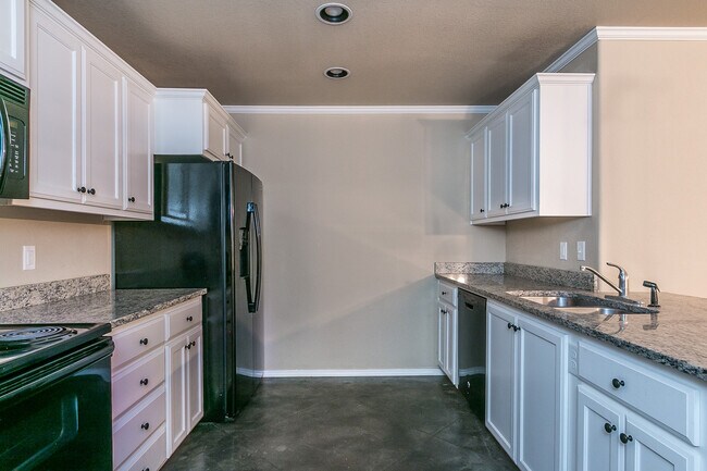 Foto del edificio - 4217 S Williams St