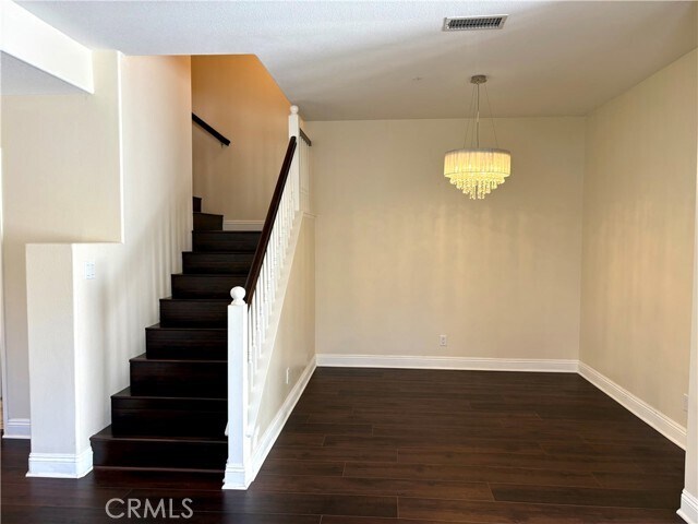 Foto del edificio - 17 Lucente Ln