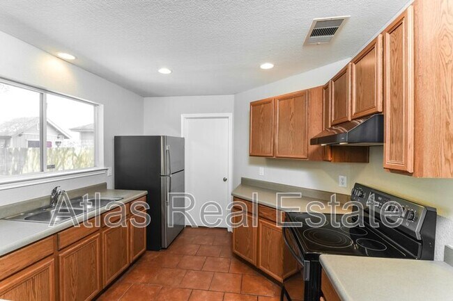 Building Photo - 11230 Acuff Station