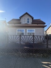 Building Photo - 507 S 1st St