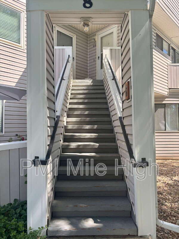 Foto del edificio - 8701 Huron St