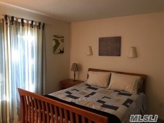 Building Photo - 24 Quogue Riverhead Rd