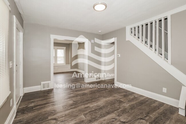 Foto del edificio - 4907 Gifford Ave