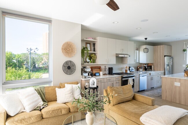 Foto del edificio - 1817 N Arlington Pl