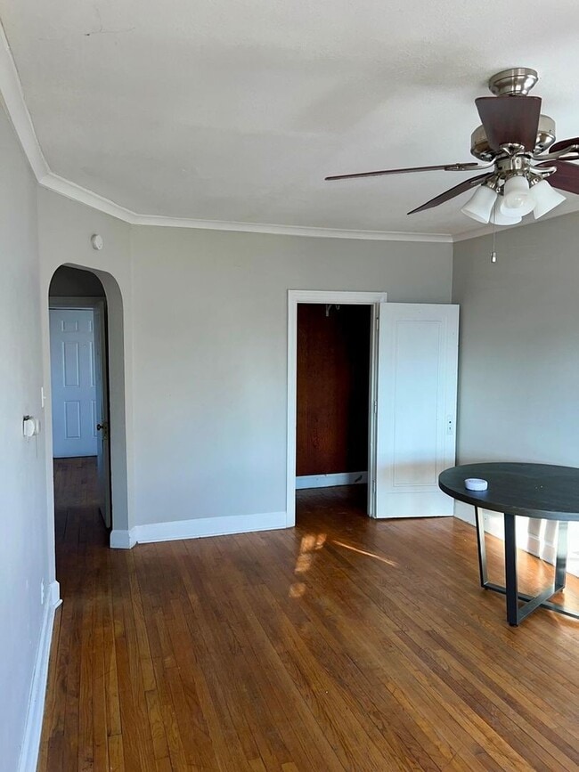 Building Photo - 1614 Arlington Ave