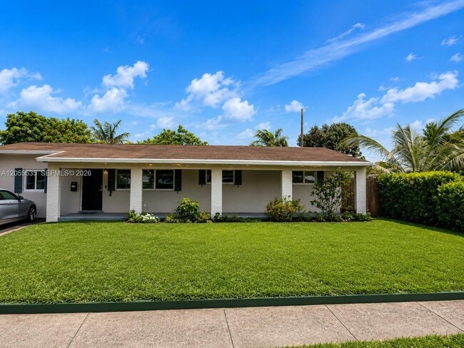 Foto del edificio - 3171 SW 23rd St