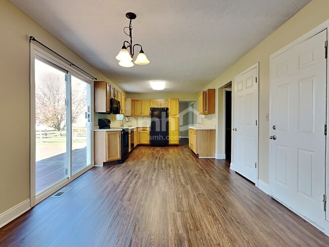 Foto del edificio - 7083 Hunters Moon Ct