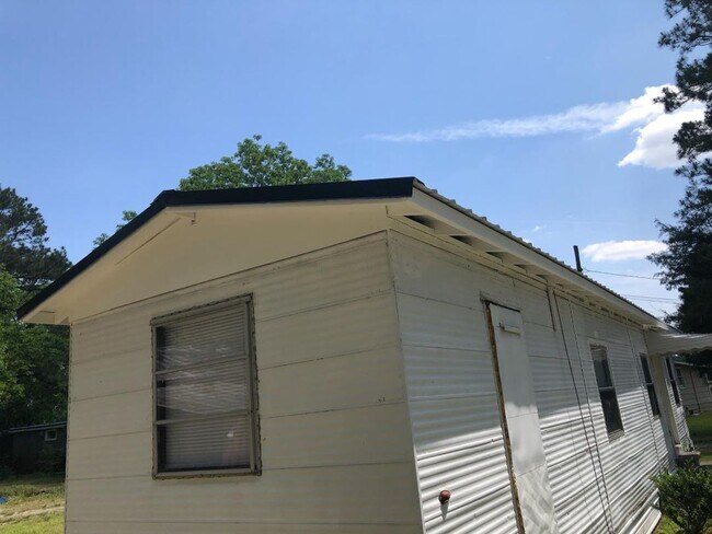 Foto del edificio - 4737 St Marys Church Rd