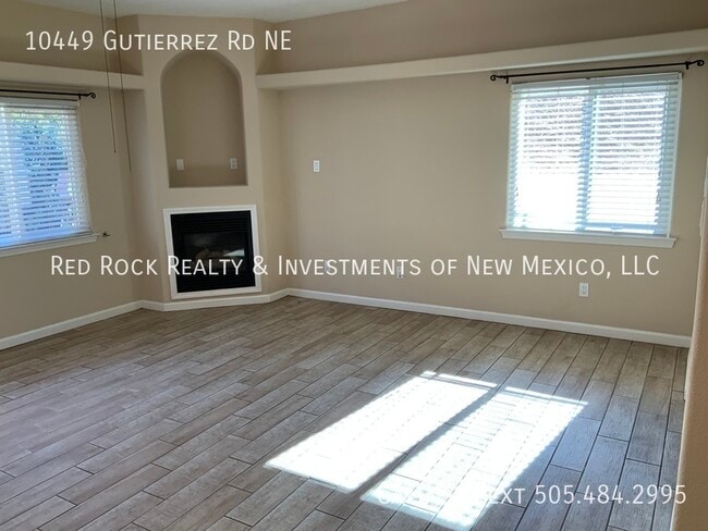 Foto del edificio - 10449 Gutierrez Rd NE