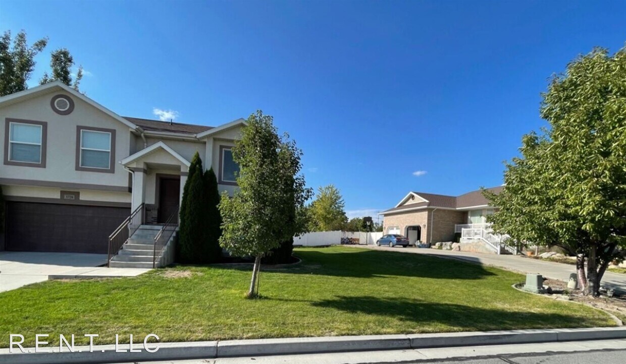 Primary Photo - 4 br, 2 bath House - 1728 W. 1100 S.
