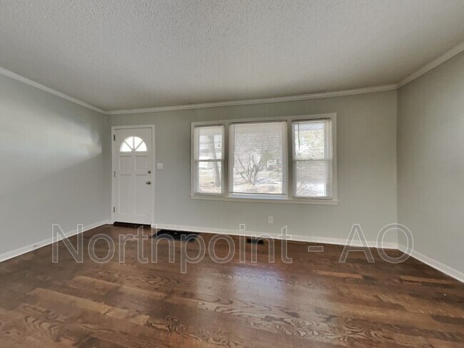 Building Photo - 8341 Locust St