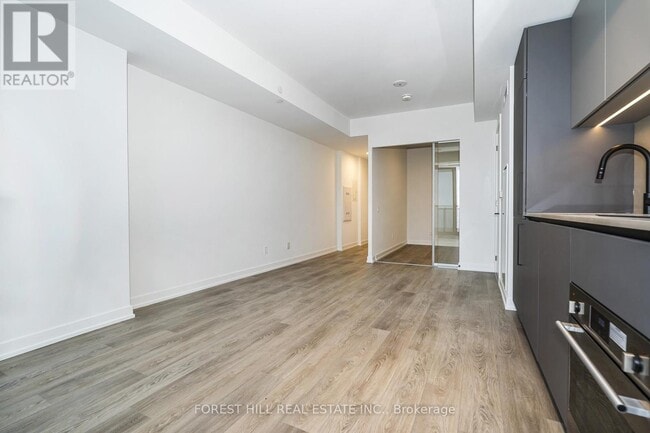 Photo du bâtiment - 35 Parliament St