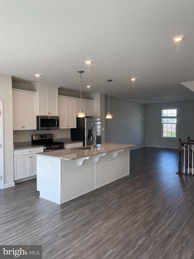 Building Photo - 4521 Landsdale Pkwy