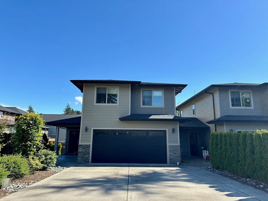 Primary Photo - 2145 Seamount Drive