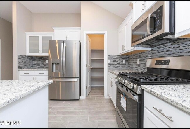 Building Photo - 1208 Golden Summer Pl