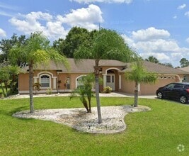 Building Photo - 390 Corrientes Cir