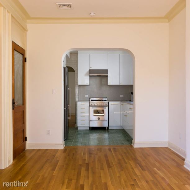 Building Photo - 5931 Catalpa Ave