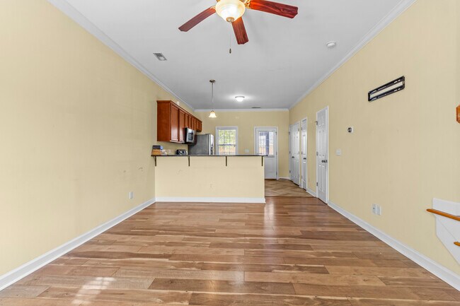 Foto del edificio - 313 Burley Dr